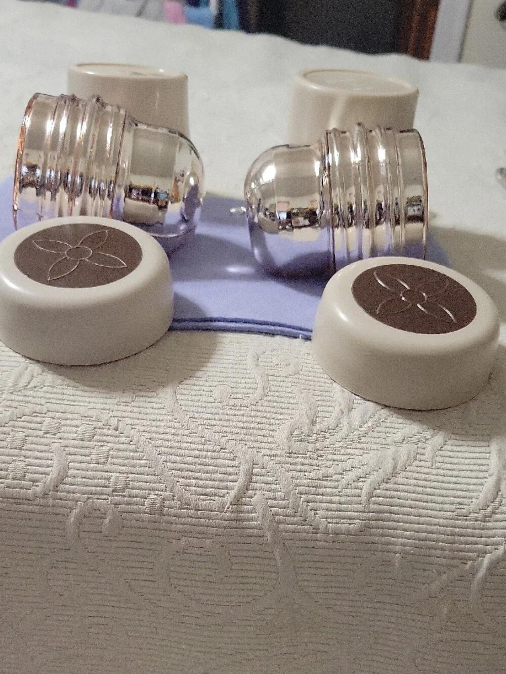Two Vtg.Insulated Cream Travel Mug with Handle - Stylish Thermal Cup